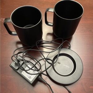 Ember 10 oz mugs and charger